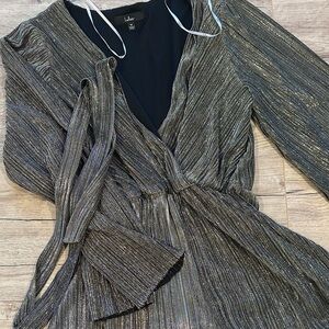 Metallic Long Sleeve Romper- Lulus- NWOT
